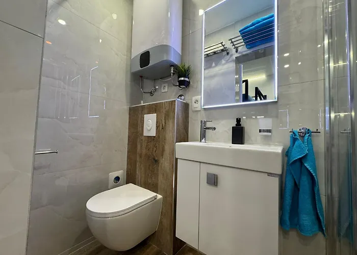 Διαμέρισμα Bacvice & *