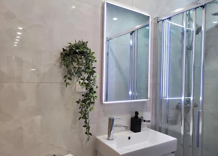 Διαμέρισμα Bacvice & *